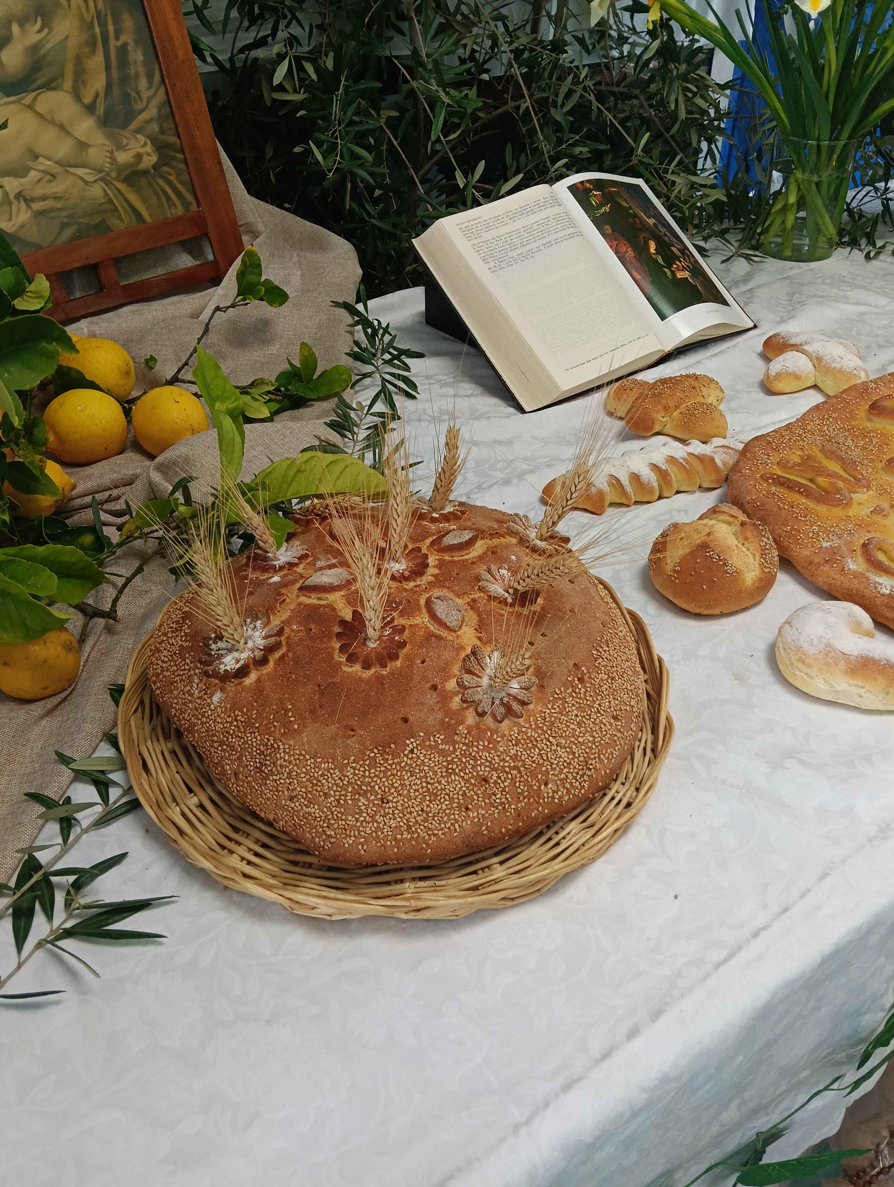 Tradizione e Devozione: Il Plesso Civello festeggia San Giuseppe